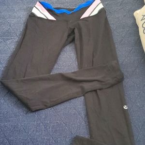 Lululemon reversible leggings - size 6